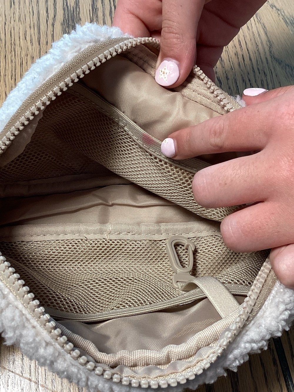 Lole Cozy Sherpa Cosmetic Bag in Cream - Picture 5 of 6